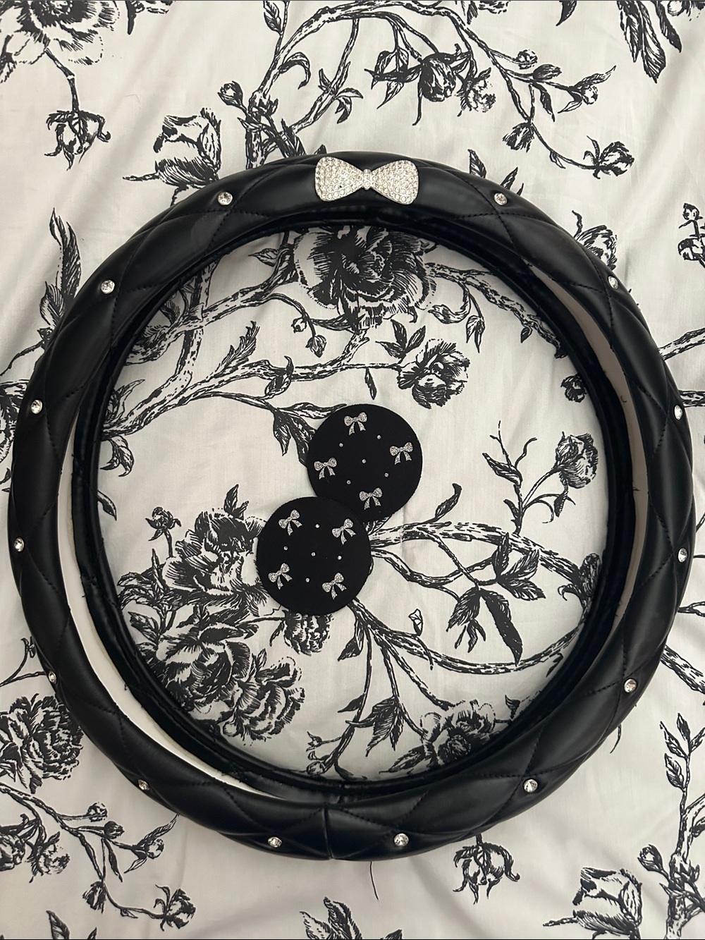 Padded rhinestone steering wheel, cover with bow and car coaster set